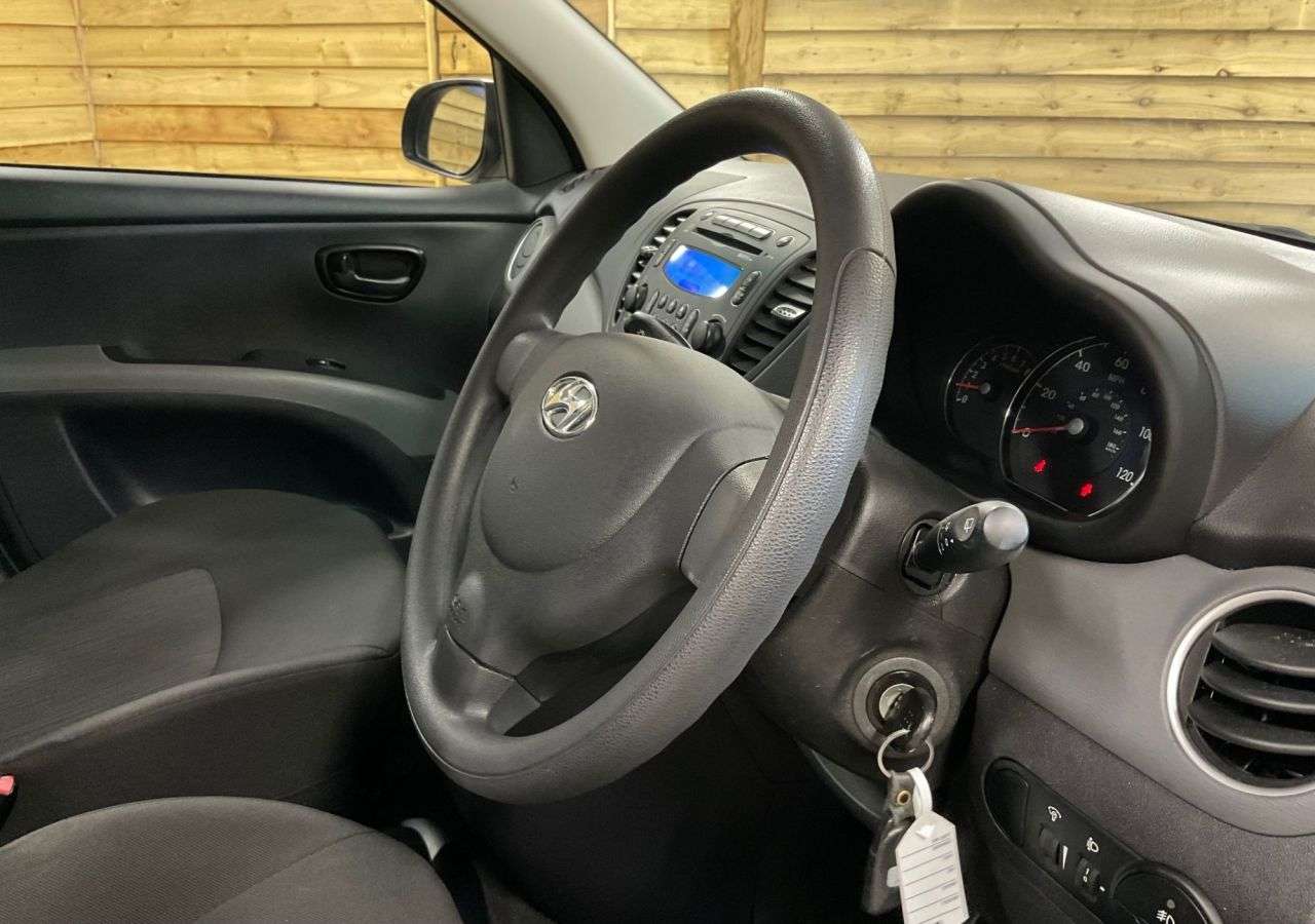 2011 HYUNDAI I10 2011 HYUNDAI I10