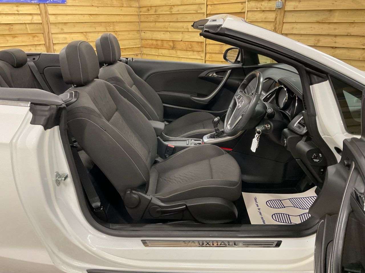 2016 VAUXHALL CASCADA 2016 VAUXHALL CASCADA