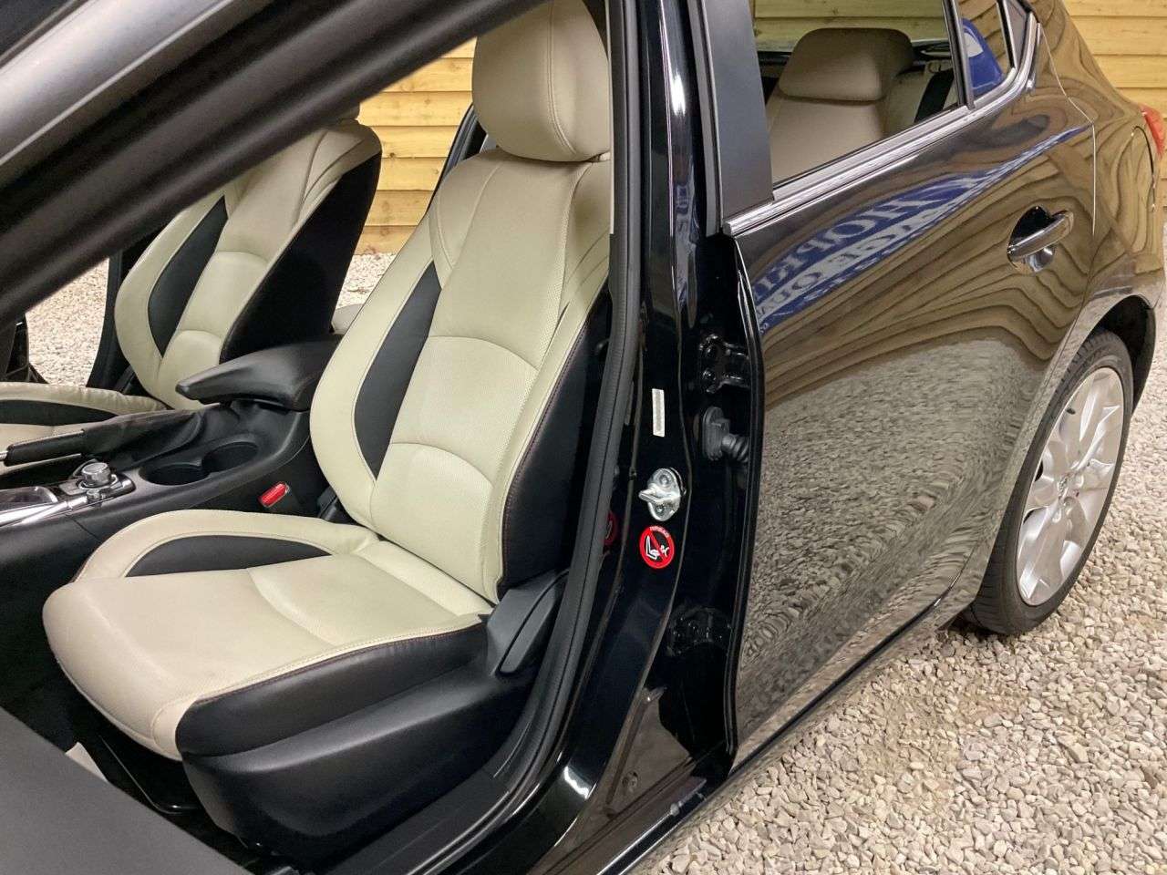 2014 MAZDA MAZDA3 2014 MAZDA MAZDA3