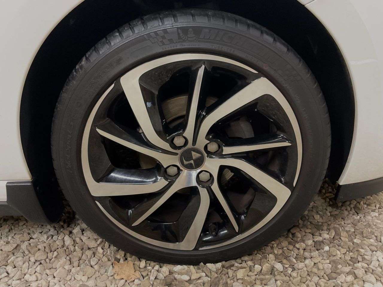 2017 DS AUTOMOBILES DS 3 2017 DS AUTOMOBILES DS 3