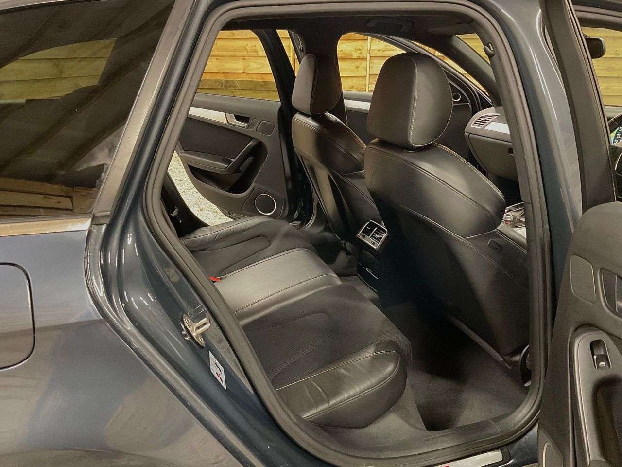 2010 AUDI A4 AVANT 2010 AUDI A4 AVANT