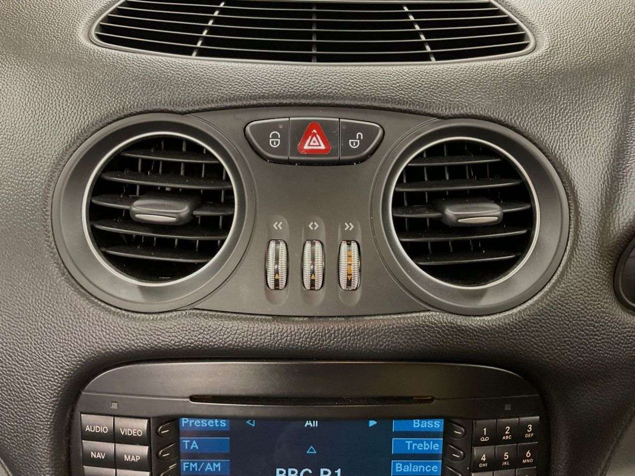 2004 MERCEDES-BENZ SL 2004 MERCEDES-BENZ SL