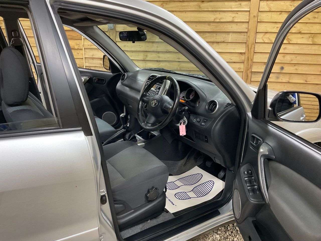 2004 TOYOTA RAV4 2004 TOYOTA RAV4