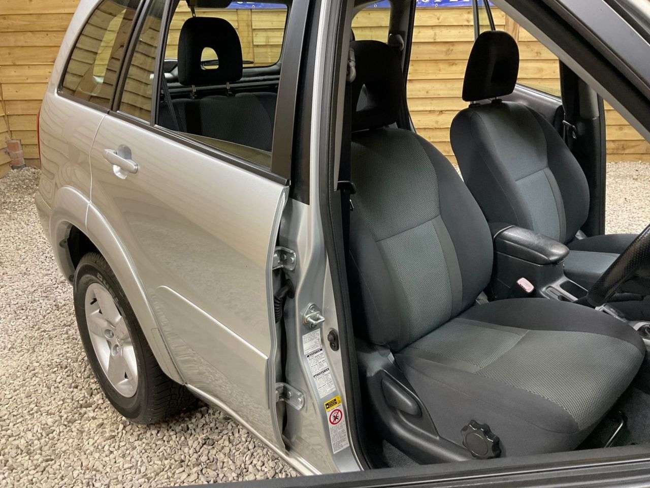 2004 TOYOTA RAV4 2004 TOYOTA RAV4