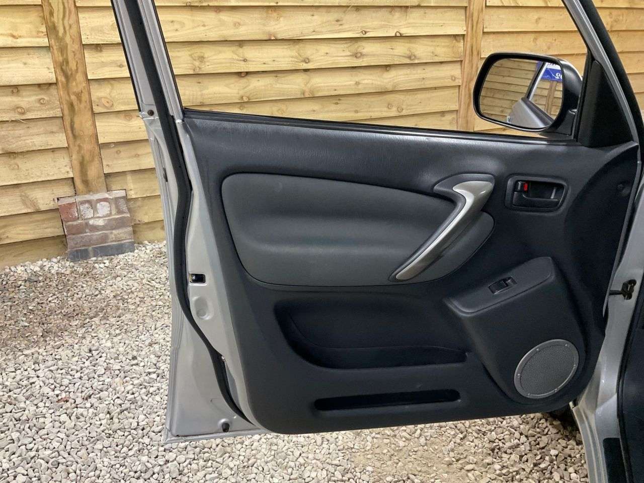 2004 TOYOTA RAV4 2004 TOYOTA RAV4