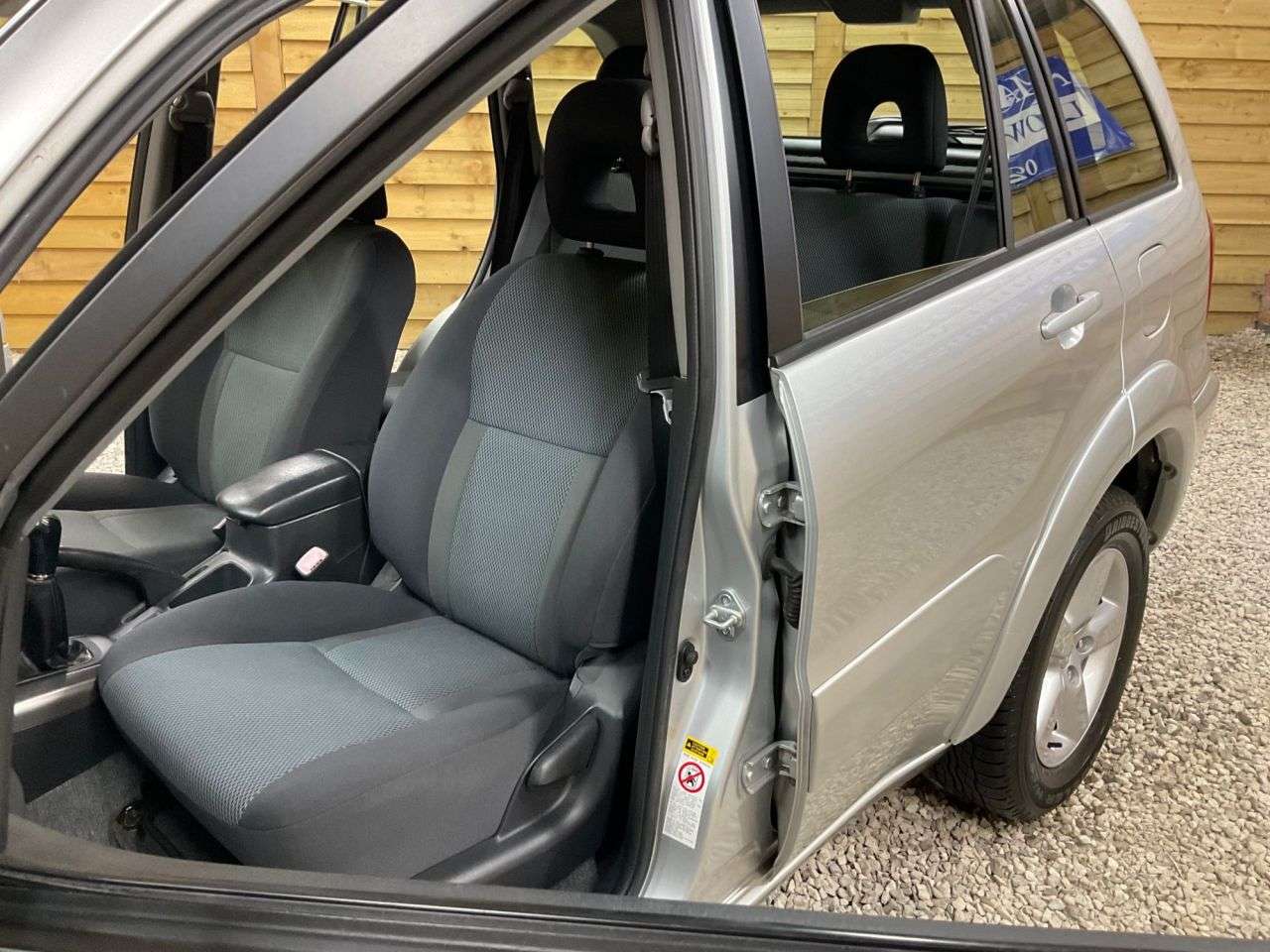 2004 TOYOTA RAV4 2004 TOYOTA RAV4