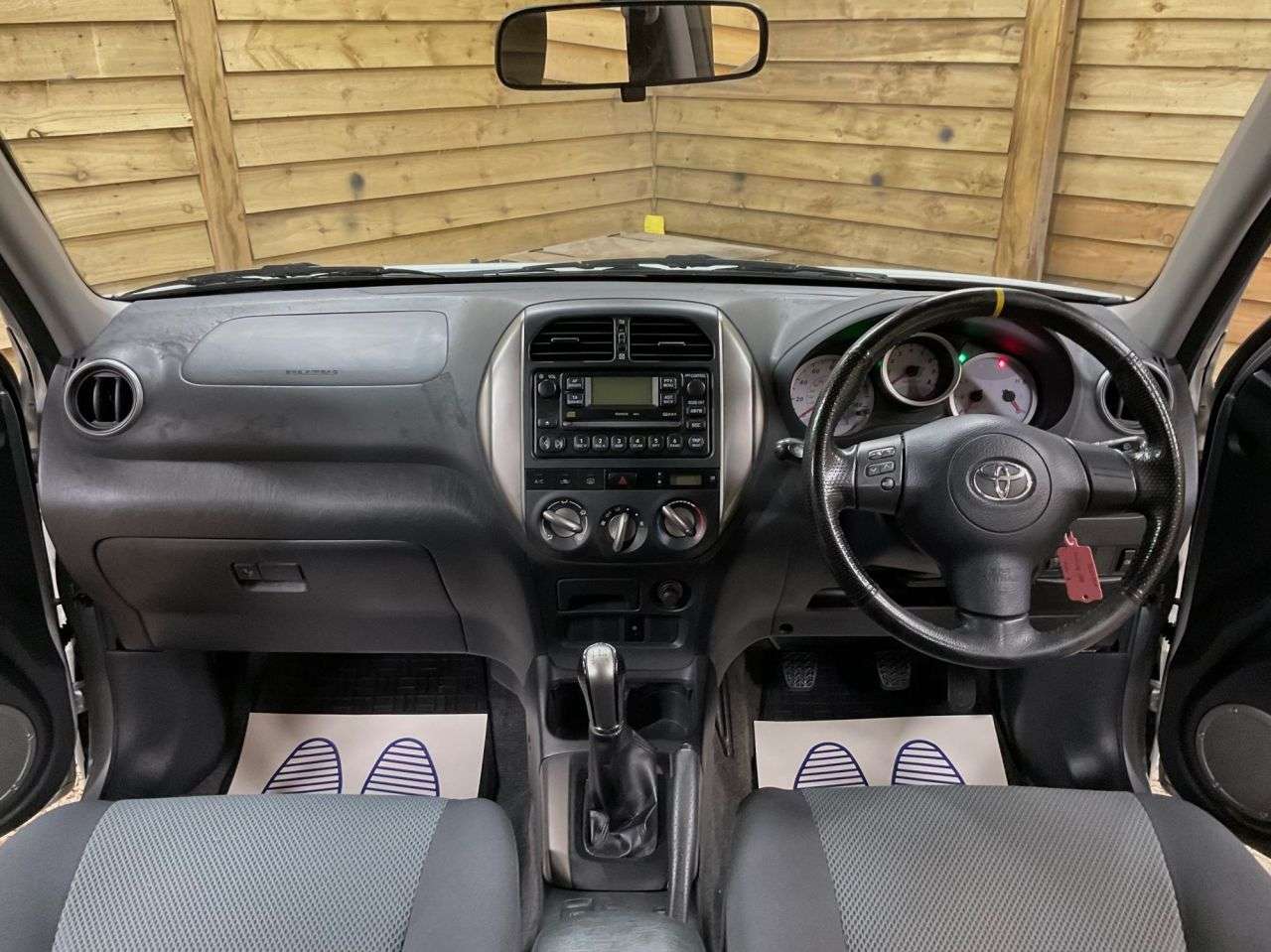 2004 TOYOTA RAV4 2004 TOYOTA RAV4