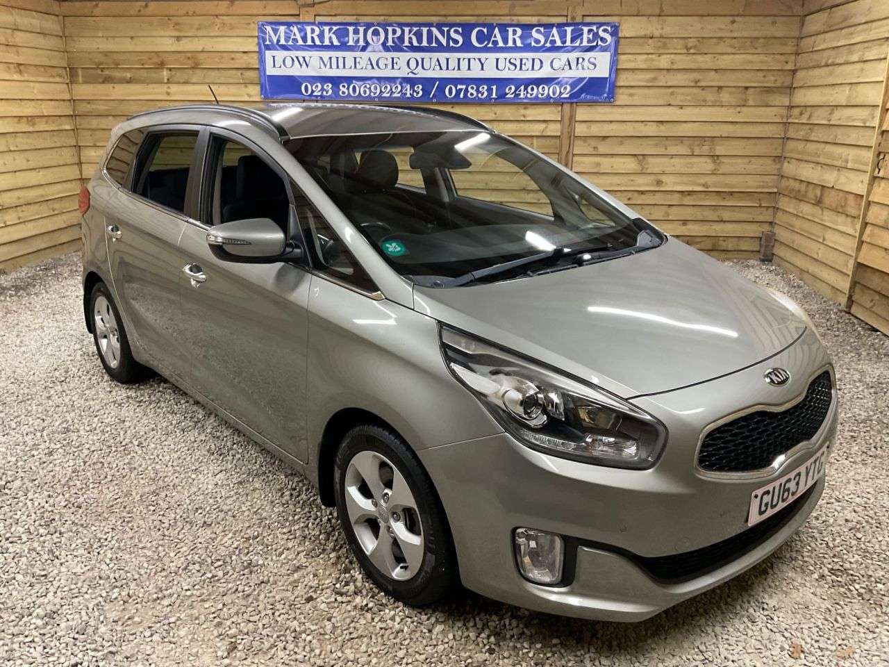 2013 KIA CARENS 2013 KIA CARENS