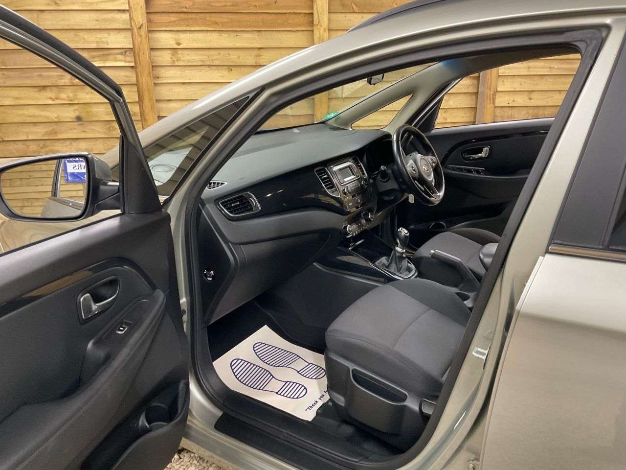 2013 KIA CARENS 2013 KIA CARENS