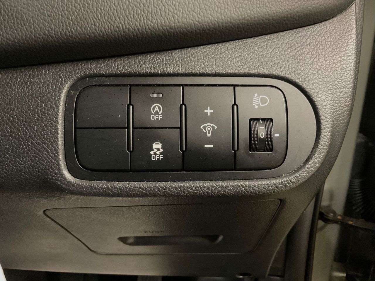 2013 KIA CARENS 2013 KIA CARENS