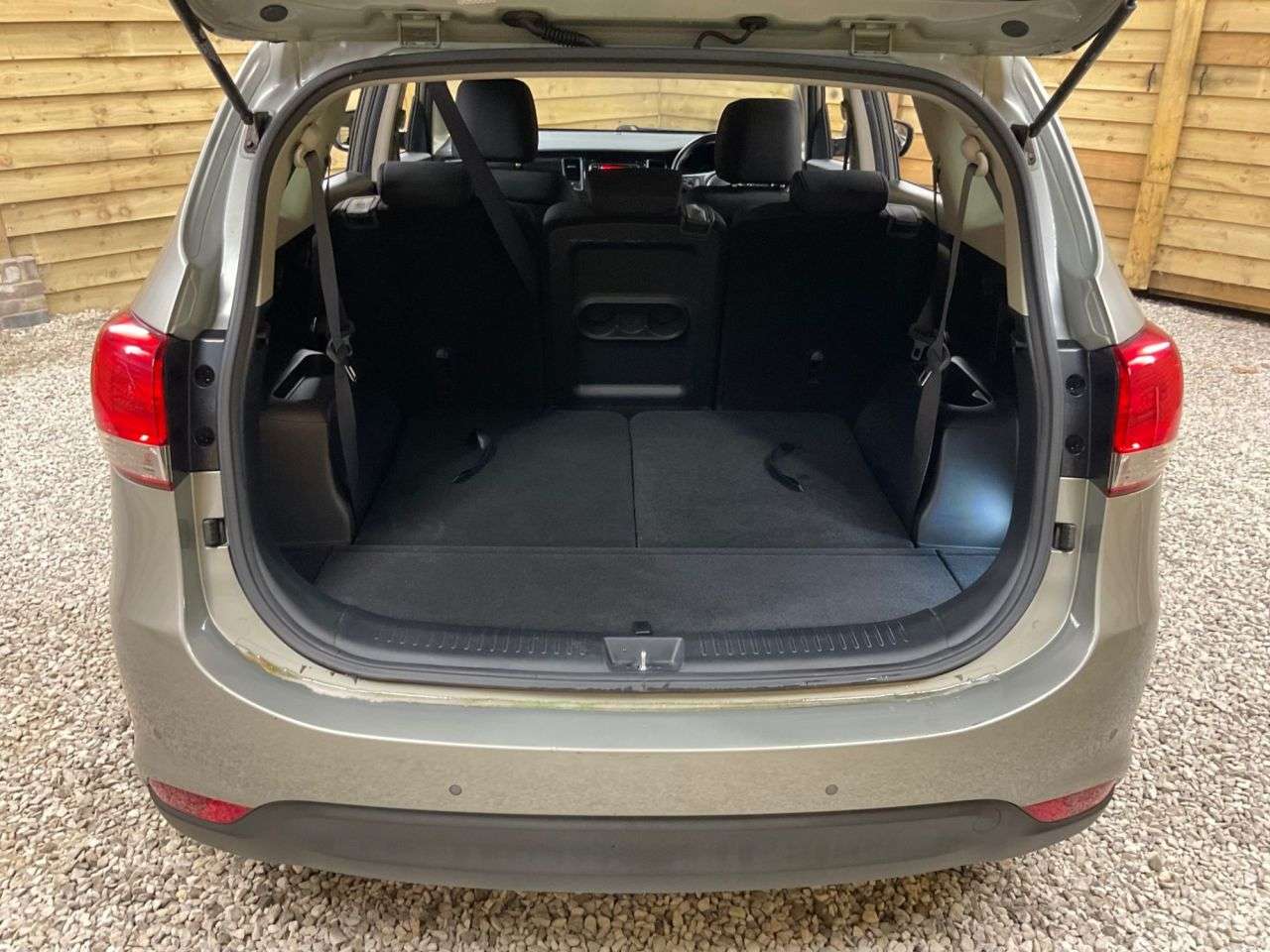 2013 KIA CARENS 2013 KIA CARENS