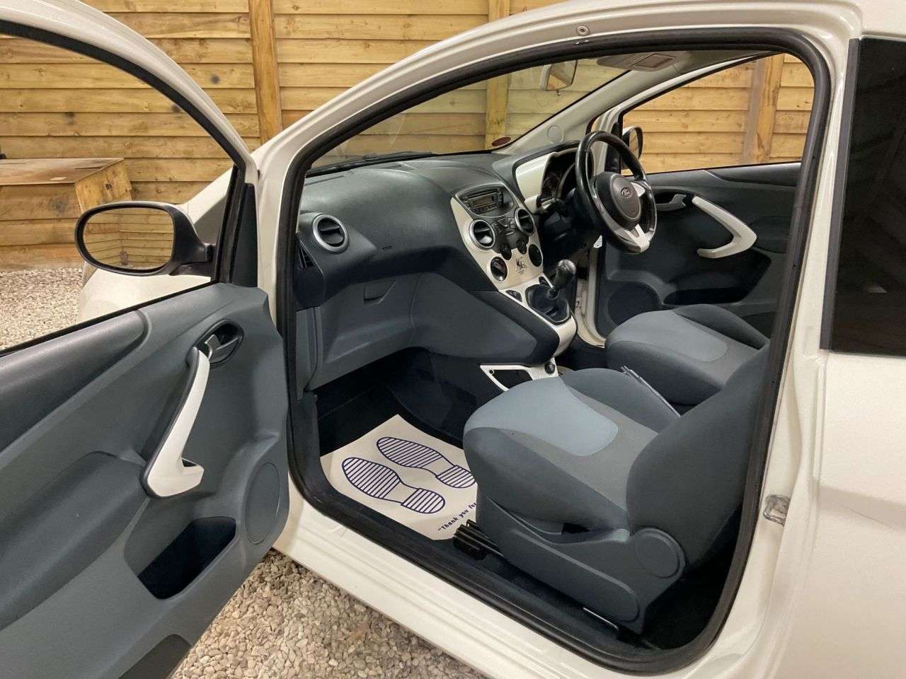 2012 FORD KA 2012 FORD KA