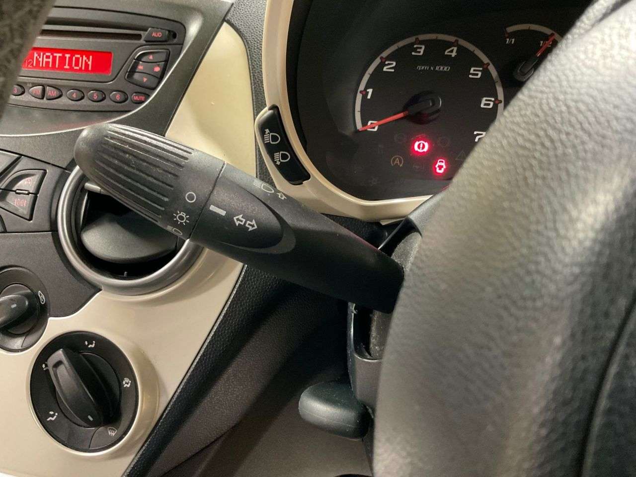 2012 FORD KA 2012 FORD KA