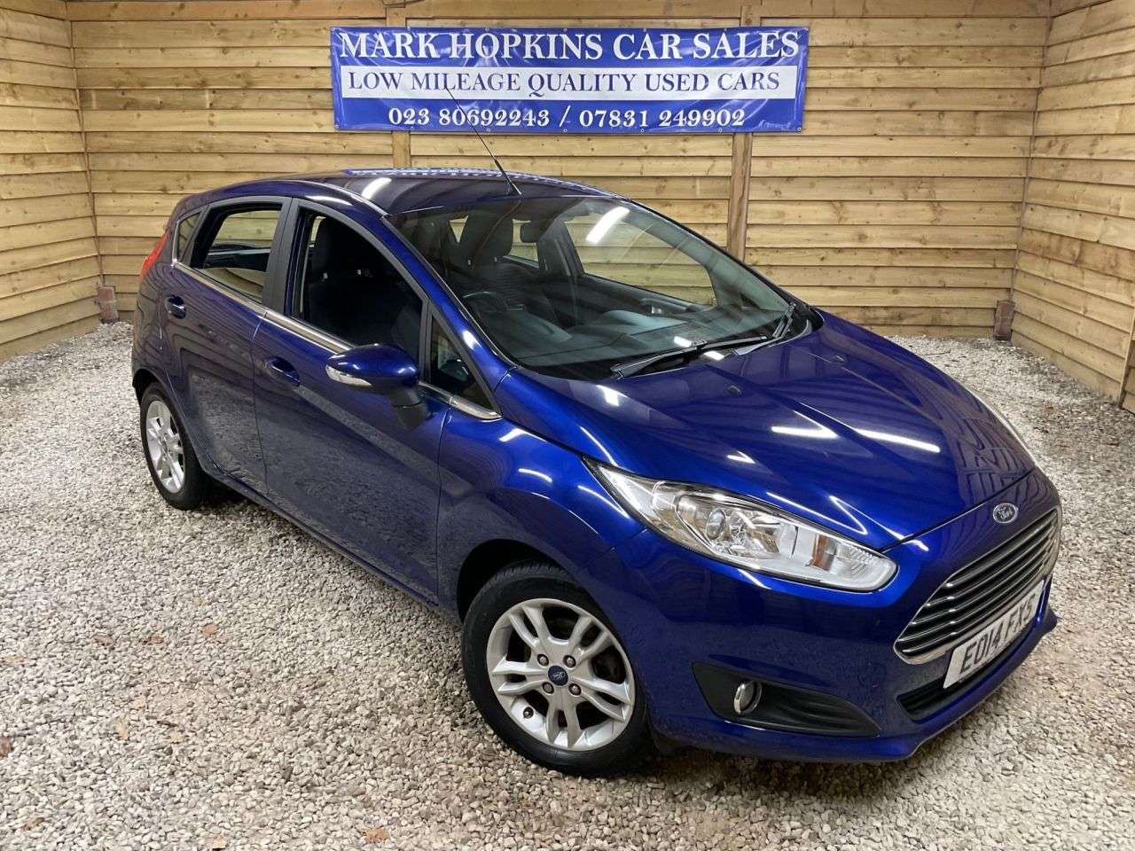 A 2014 FORD FIESTA 1.6 Zetec Hatchback 5dr Petrol Powershift Euro 5 (105 ps) DEMO+ONE LADY OWN A 2014 FORD FIESTA 1.6 Zetec Hatchback 5dr Petrol Powershift Euro 5 (105 ps) DEMO+ONE LADY OWN