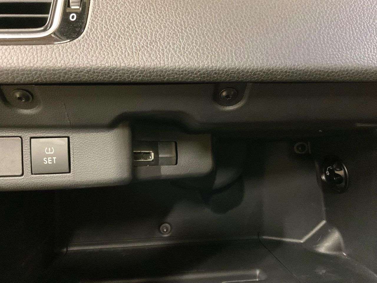 2012 VOLKSWAGEN POLO 2012 VOLKSWAGEN POLO