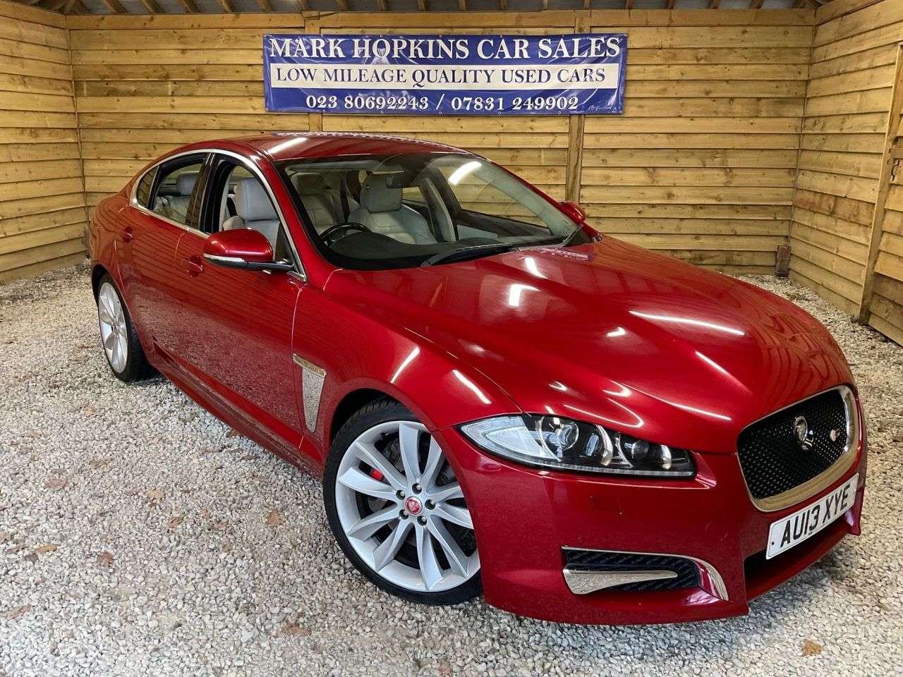 A 2013 JAGUAR XF 3.0d S V6 Portfolio Saloon 4dr Diesel Auto Euro 5 (s/s) (275 ps) DEMO+ONE O A 2013 JAGUAR XF 3.0d S V6 Portfolio Saloon 4dr Diesel Auto Euro 5 (s/s) (275 ps) DEMO+ONE O