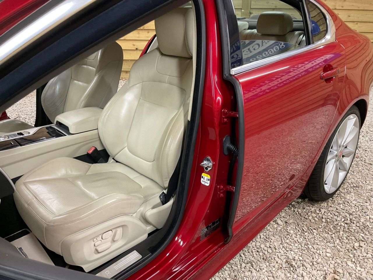 2013 JAGUAR XF 2013 JAGUAR XF