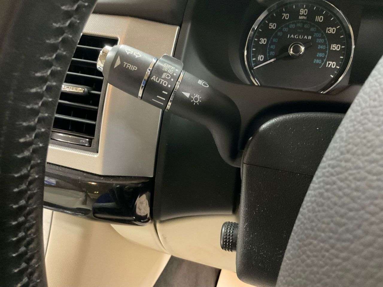 2013 JAGUAR XF 2013 JAGUAR XF