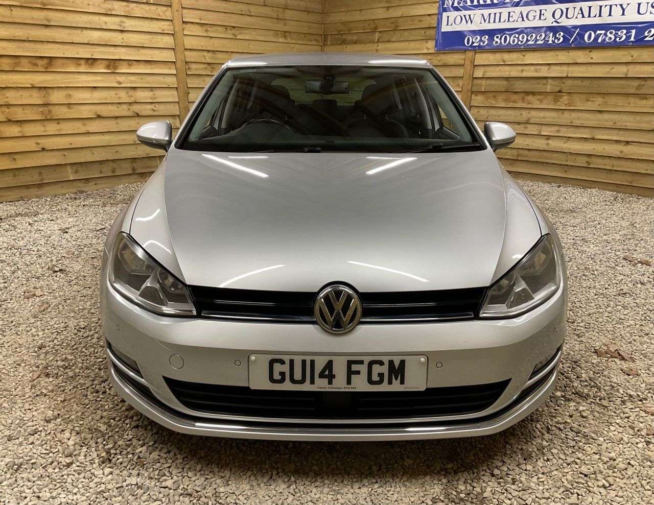 A 2014 VOLKSWAGEN GOLF 2.0 TDI BlueMotion Tech GT Hatchback 5dr Diesel Manual Euro 5 (s/s) (150 ps A 2014 VOLKSWAGEN GOLF 2.0 TDI BlueMotion Tech GT Hatchback 5dr Diesel Manual Euro 5 (s/s) (150 ps