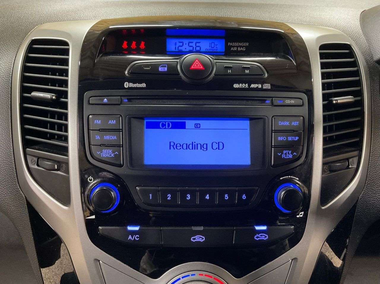 2012 HYUNDAI IX20 2012 HYUNDAI IX20