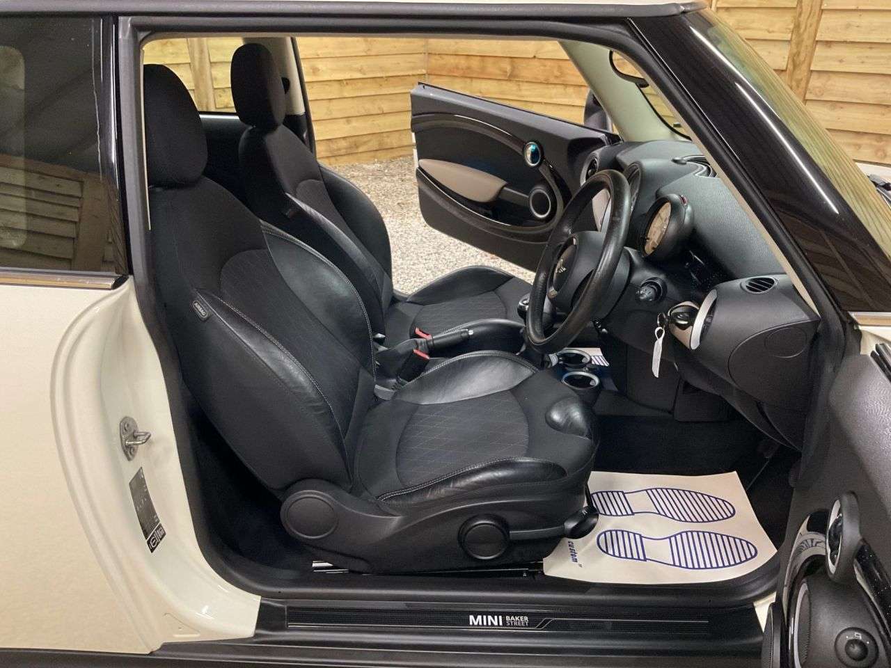 2014 MINI HATCH 2014 MINI HATCH