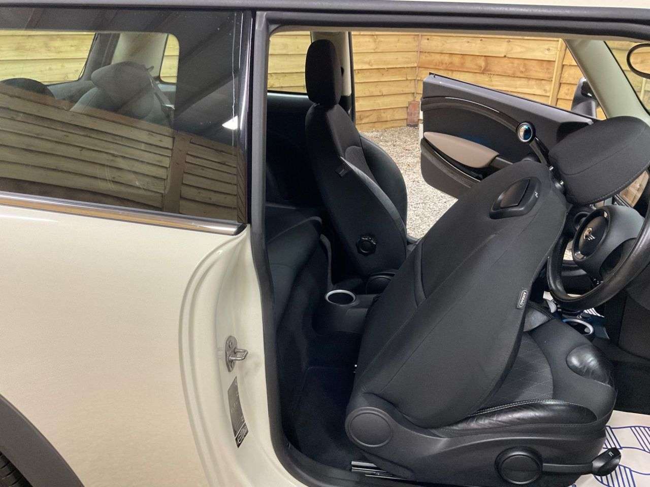 2014 MINI HATCH 2014 MINI HATCH