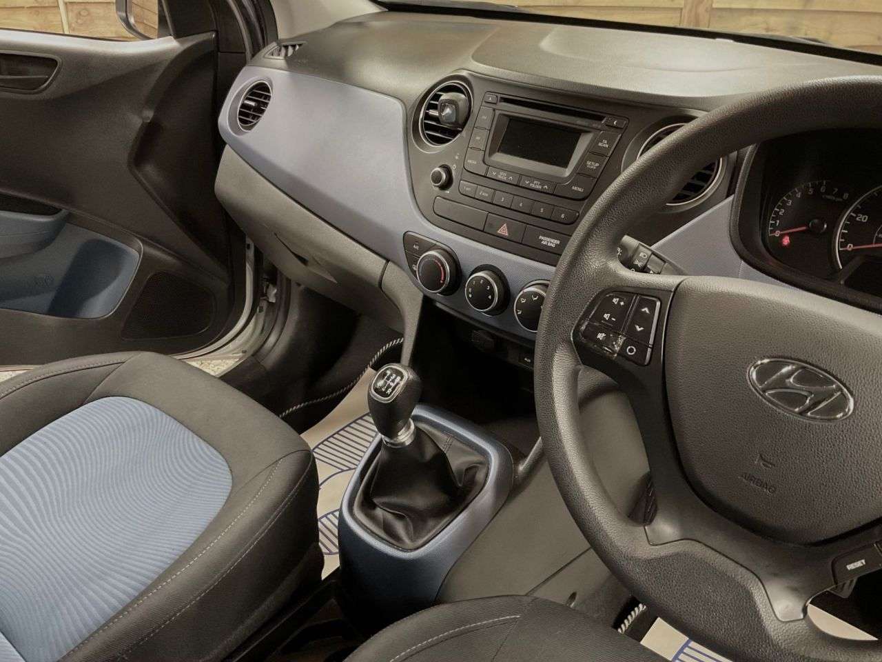 2017 HYUNDAI I10 2017 HYUNDAI I10