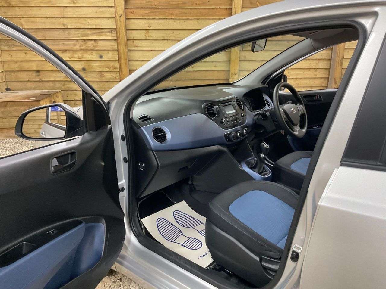 2017 HYUNDAI I10 2017 HYUNDAI I10