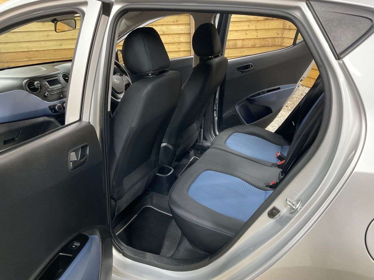 2017 HYUNDAI I10 2017 HYUNDAI I10