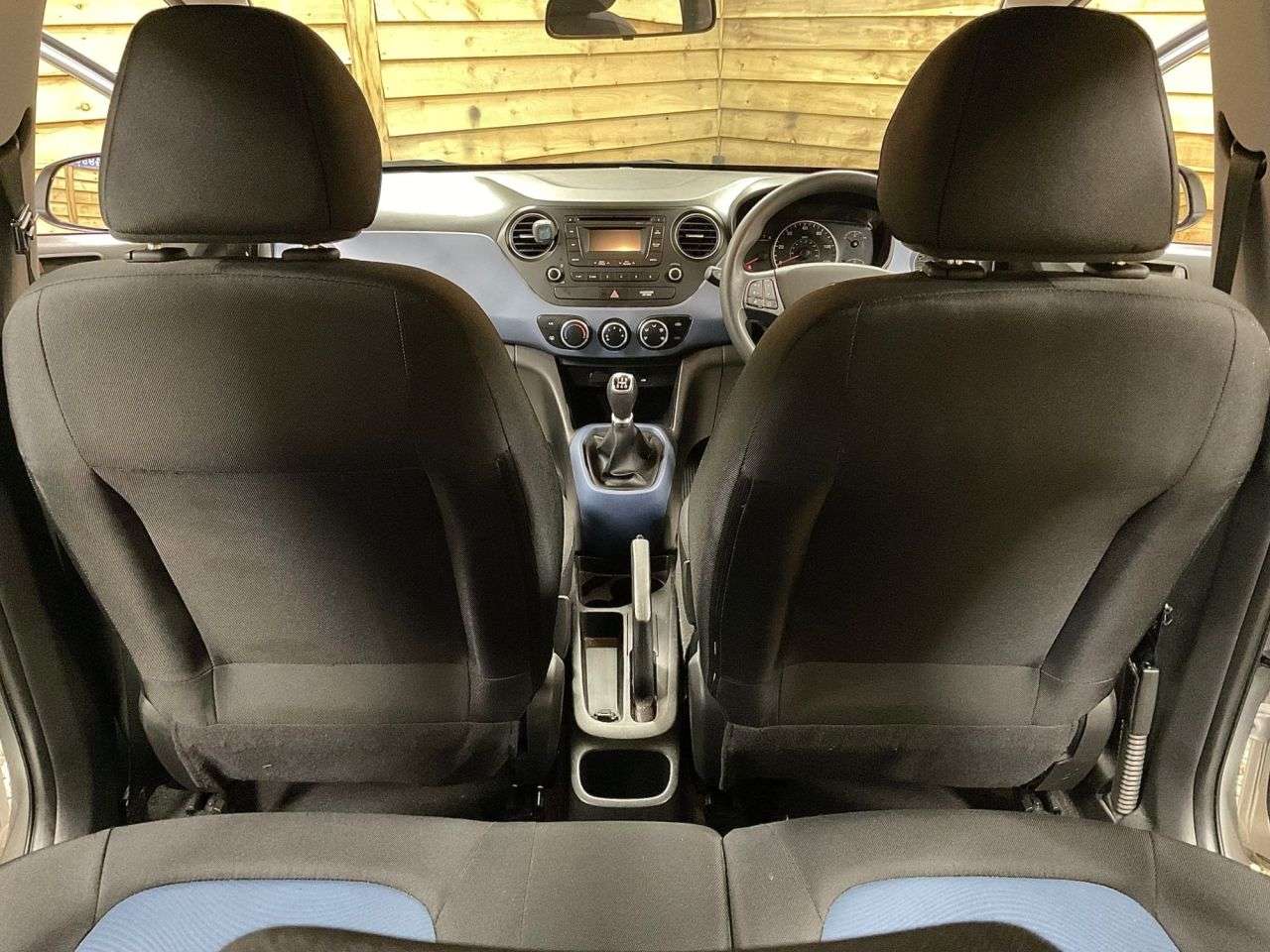 2017 HYUNDAI I10 2017 HYUNDAI I10