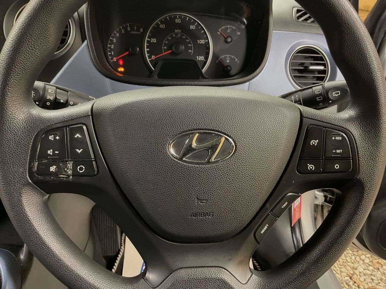 2017 HYUNDAI I10 2017 HYUNDAI I10