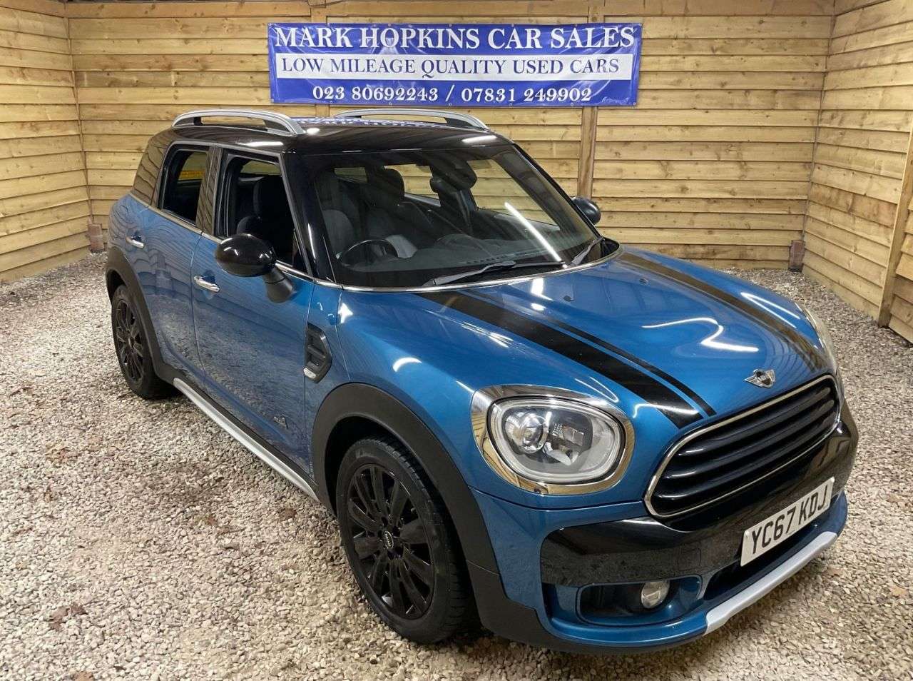 2017 MINI COUNTRYMAN 2017 MINI COUNTRYMAN