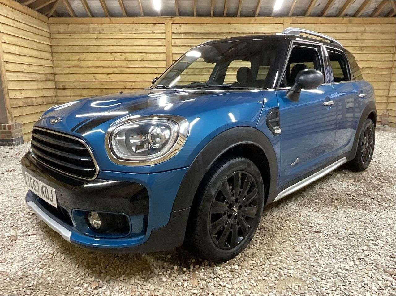 2017 MINI COUNTRYMAN 2017 MINI COUNTRYMAN