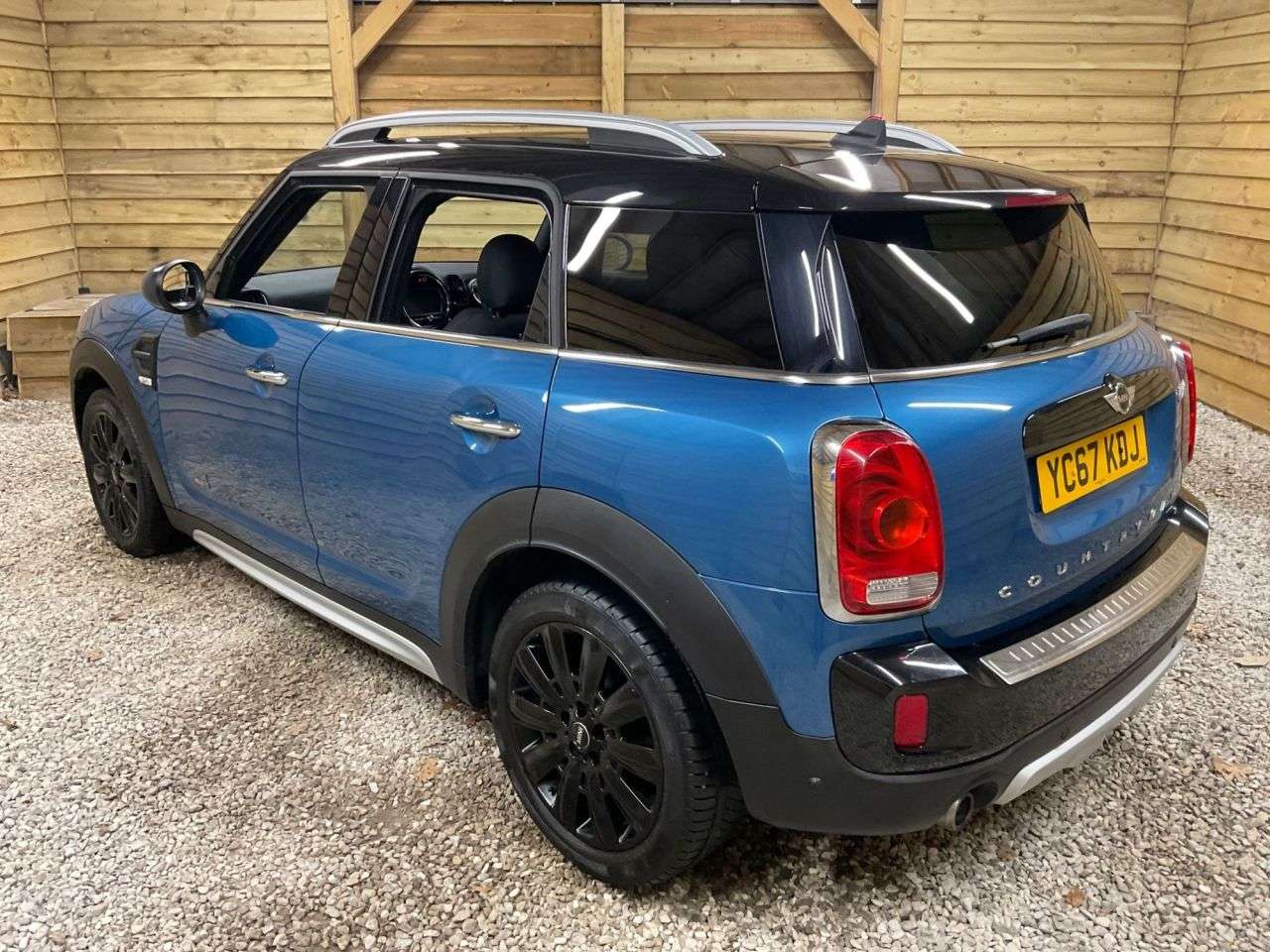 2017 MINI COUNTRYMAN 2017 MINI COUNTRYMAN