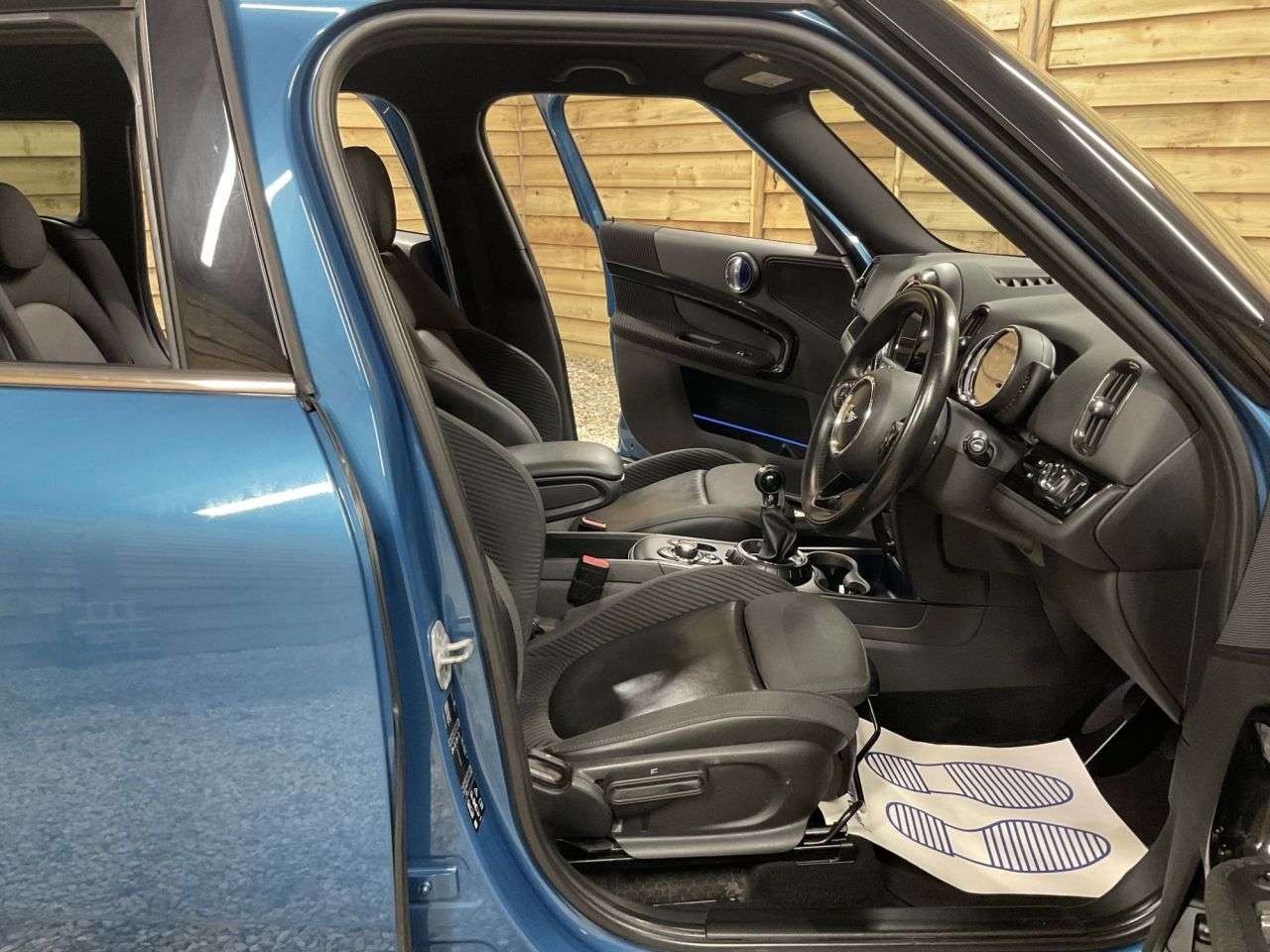 2017 MINI COUNTRYMAN 2017 MINI COUNTRYMAN