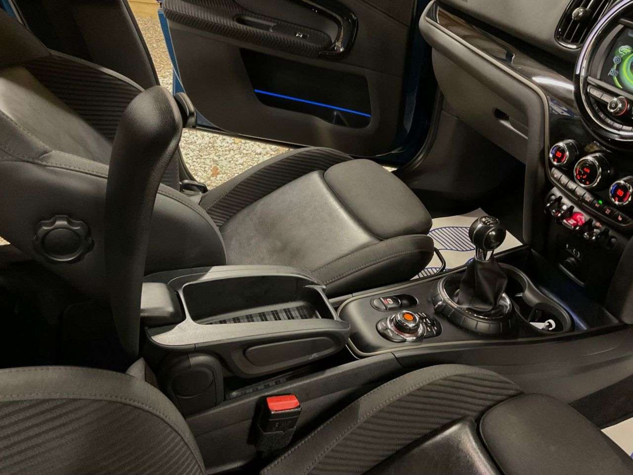 2017 MINI COUNTRYMAN 2017 MINI COUNTRYMAN