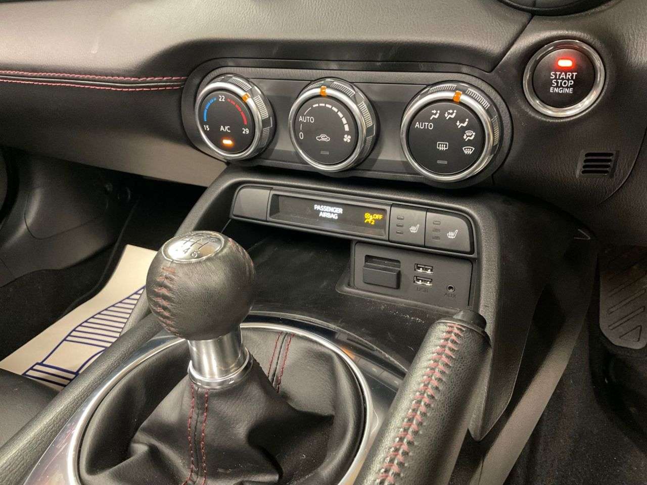 2015 MAZDA MX-5 2015 MAZDA MX-5