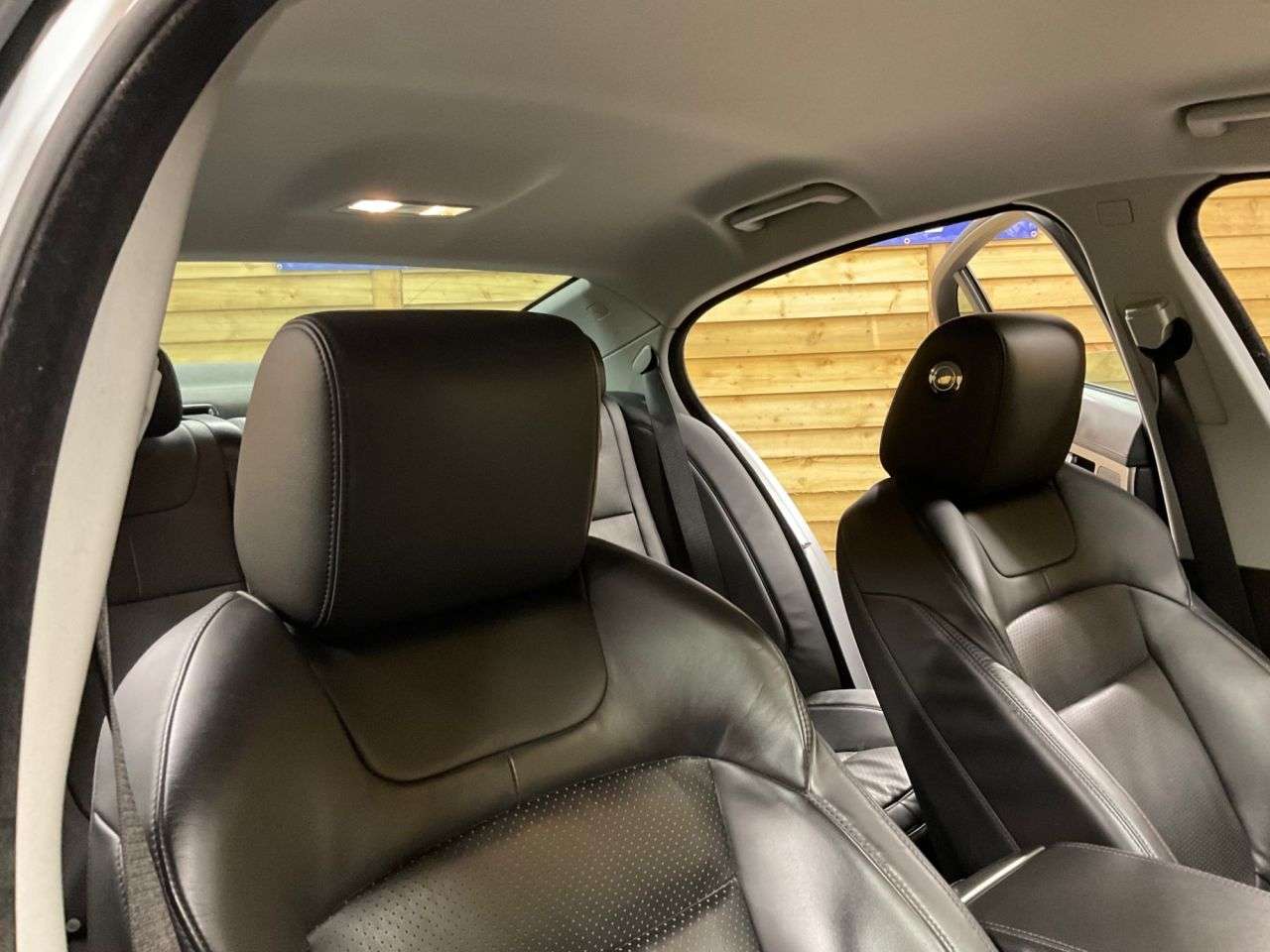 2011 JAGUAR XF 2011 JAGUAR XF