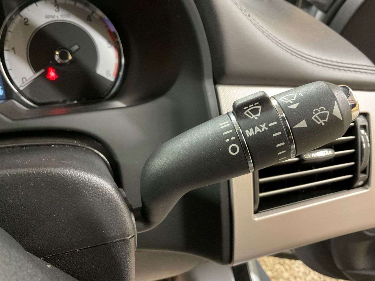 2011 JAGUAR XF 2011 JAGUAR XF