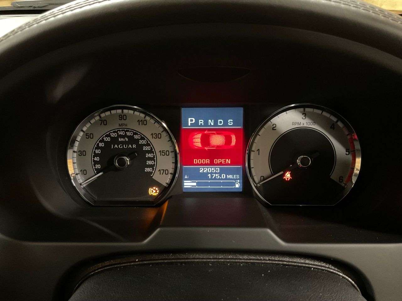 2011 JAGUAR XF 2011 JAGUAR XF