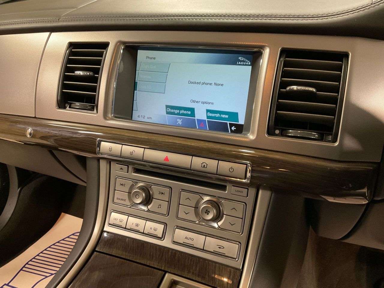 2011 JAGUAR XF 2011 JAGUAR XF