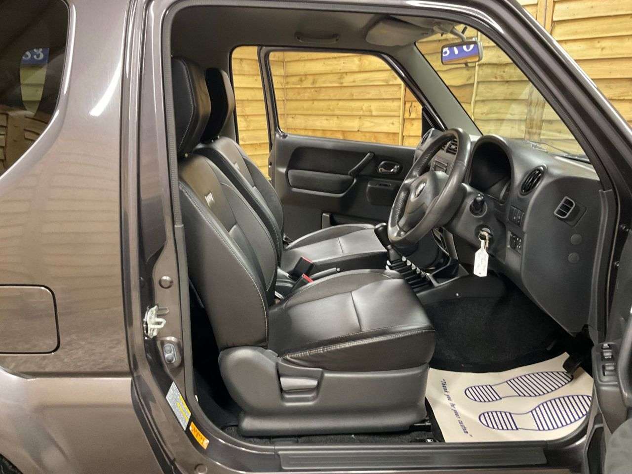 2013 SUZUKI JIMNY 2013 SUZUKI JIMNY