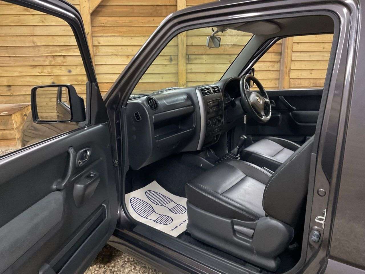 2013 SUZUKI JIMNY 2013 SUZUKI JIMNY