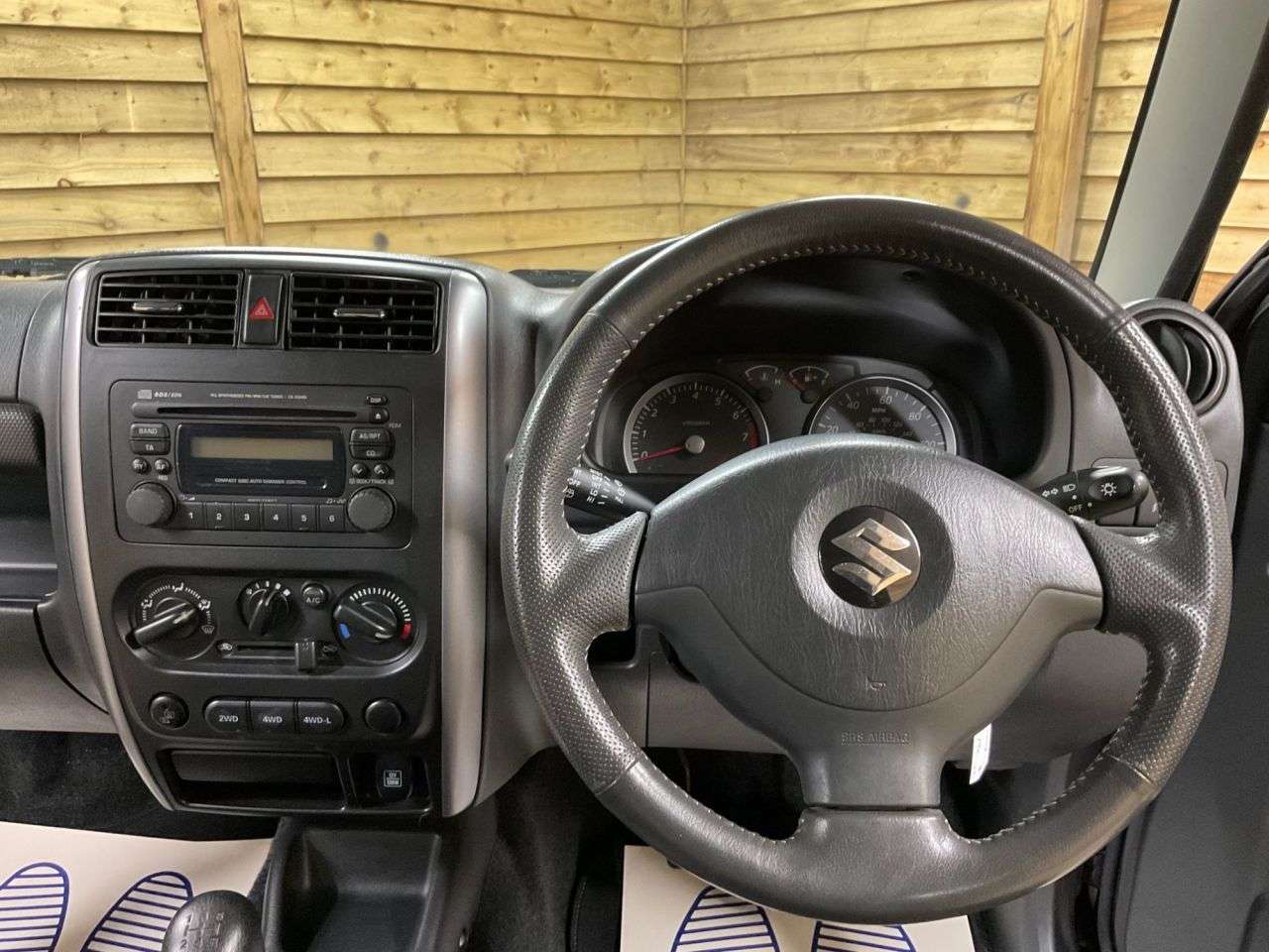 2013 SUZUKI JIMNY 2013 SUZUKI JIMNY