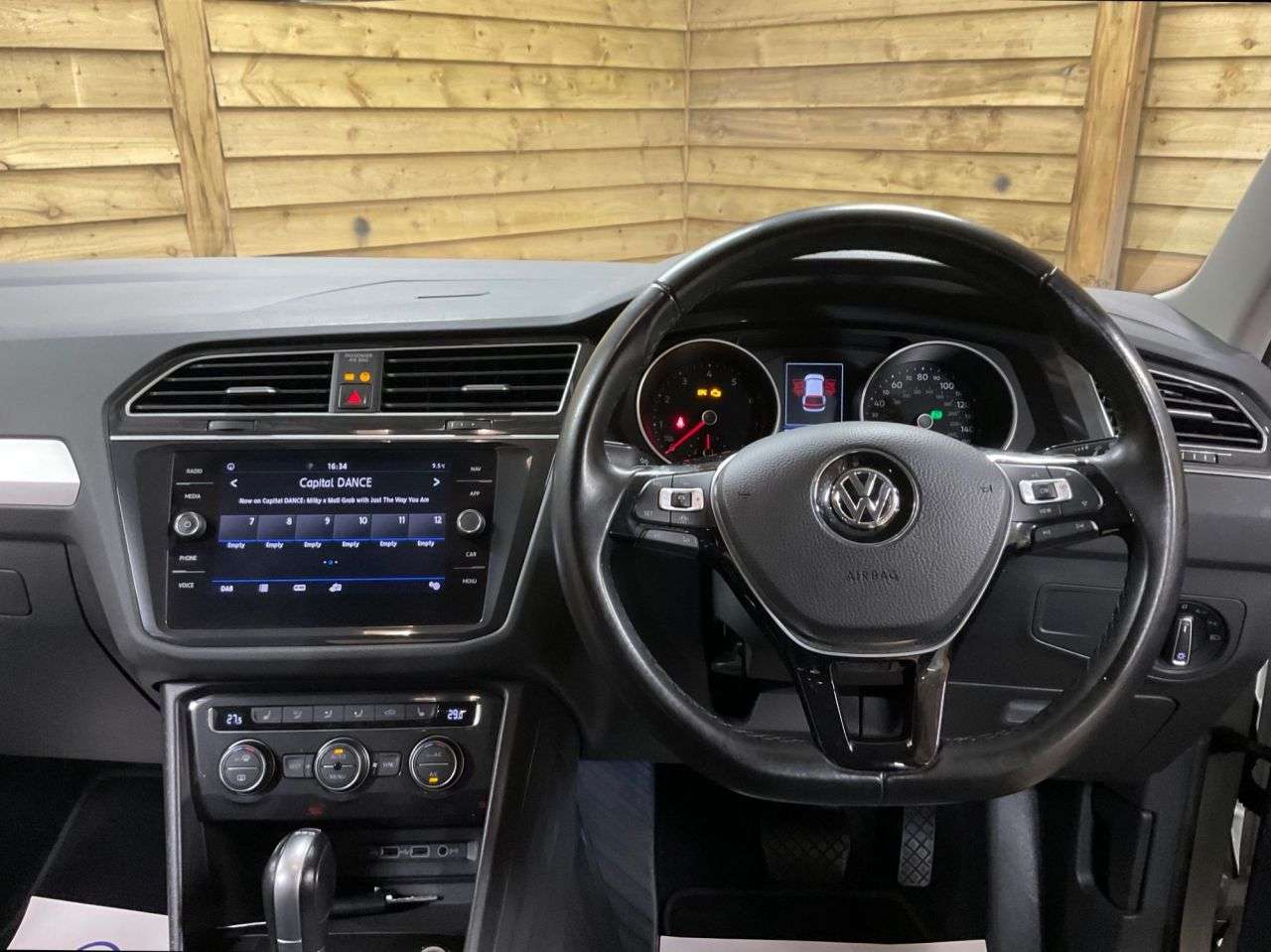 2019 VOLKSWAGEN TIGUAN 2019 VOLKSWAGEN TIGUAN