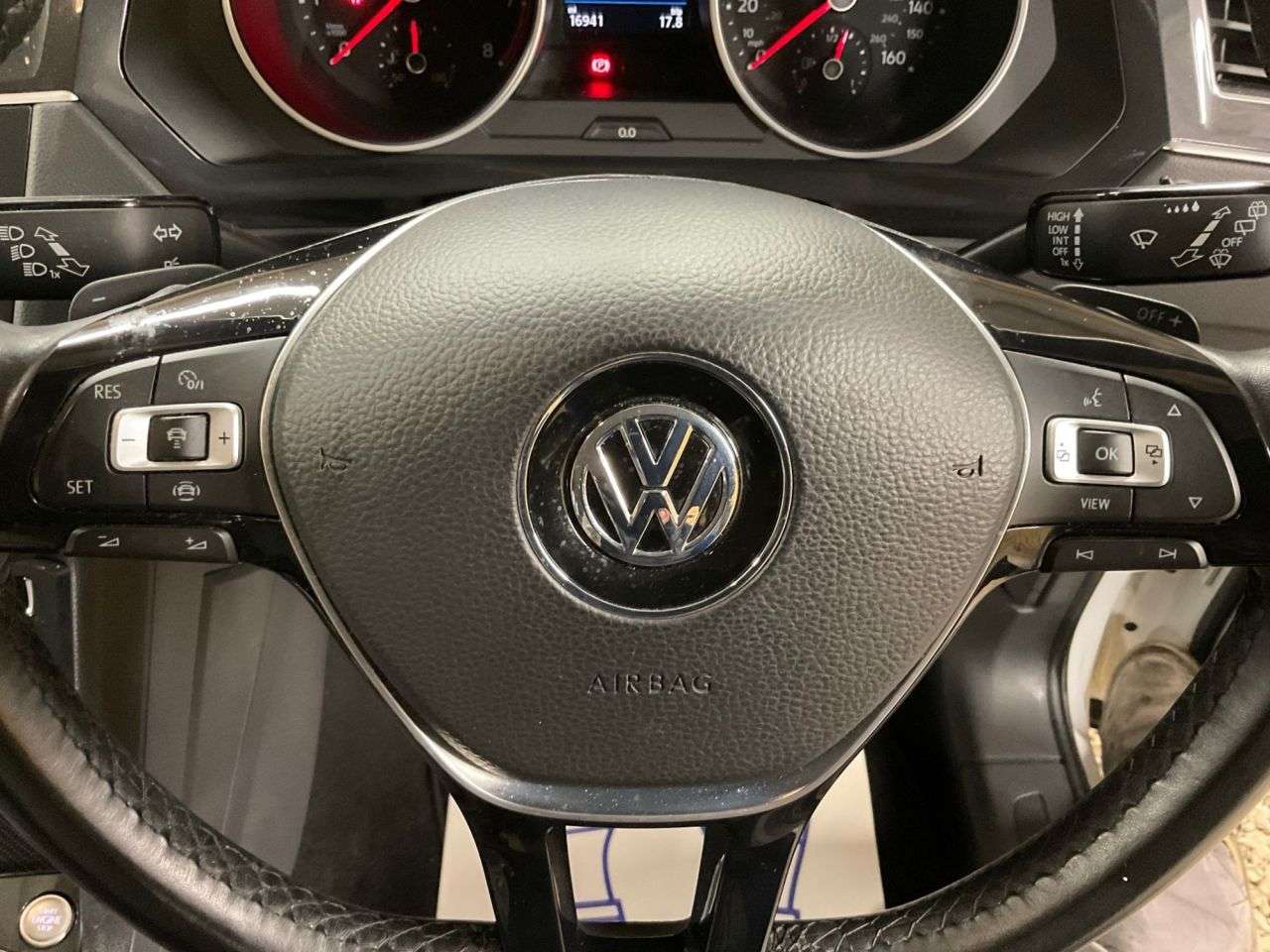 2019 VOLKSWAGEN TIGUAN 2019 VOLKSWAGEN TIGUAN