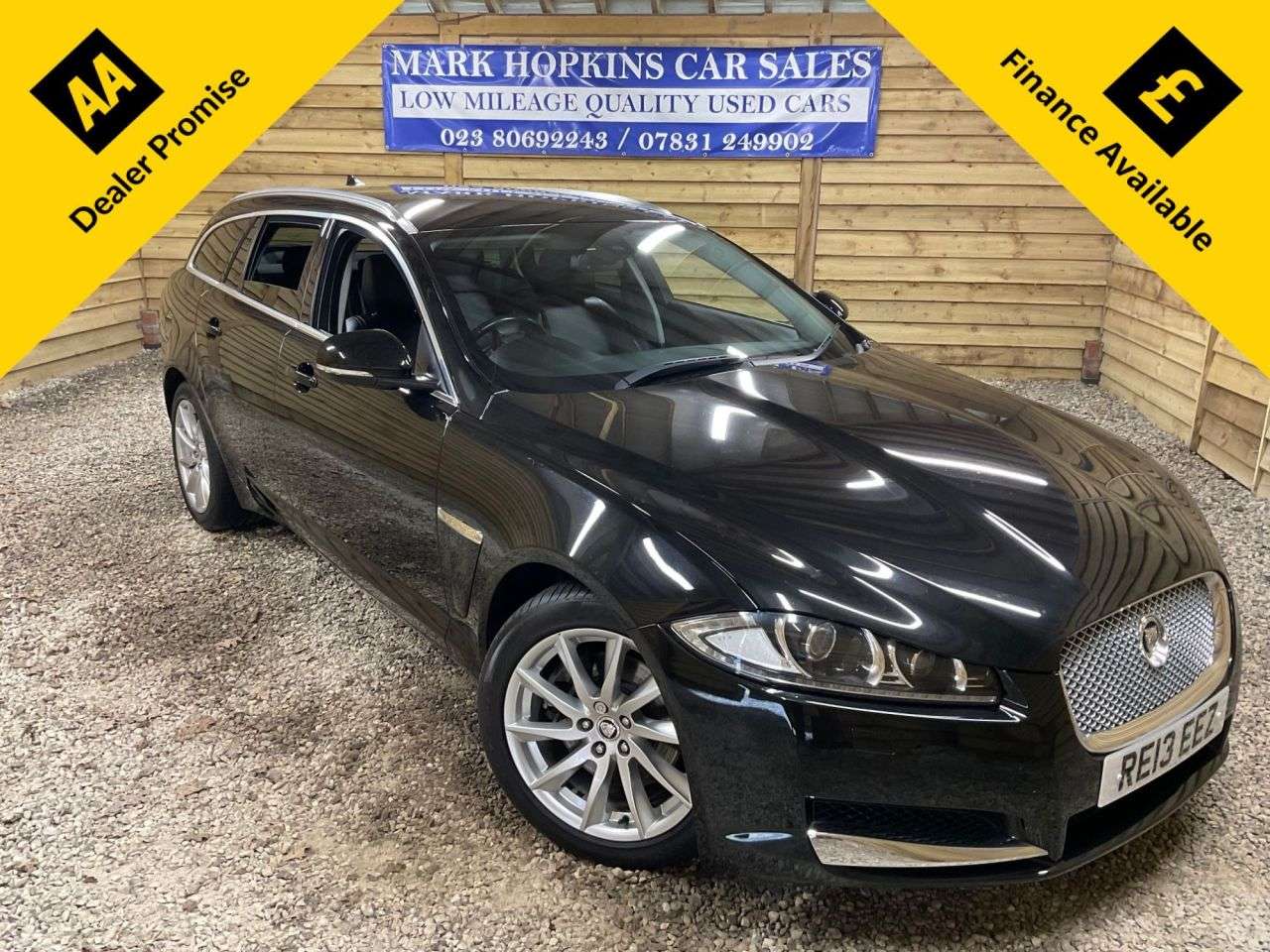 A 2013 JAGUAR XF 3.0d V6 Premium Luxury Sportbrake 5dr Diesel Auto Euro 5 (s/s) (240 ps) ONE A 2013 JAGUAR XF 3.0d V6 Premium Luxury Sportbrake 5dr Diesel Auto Euro 5 (s/s) (240 ps) ONE