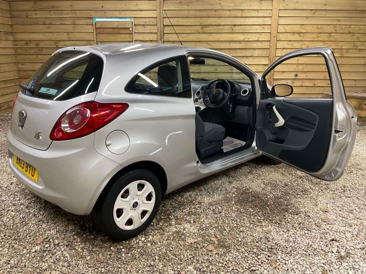 2013 FORD KA 2013 FORD KA