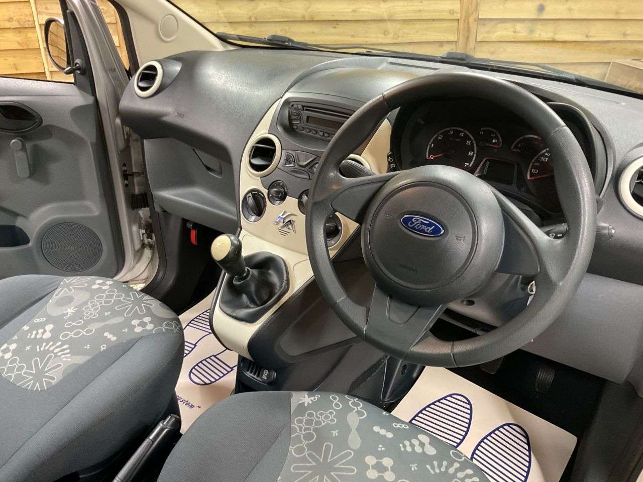 2013 FORD KA 2013 FORD KA