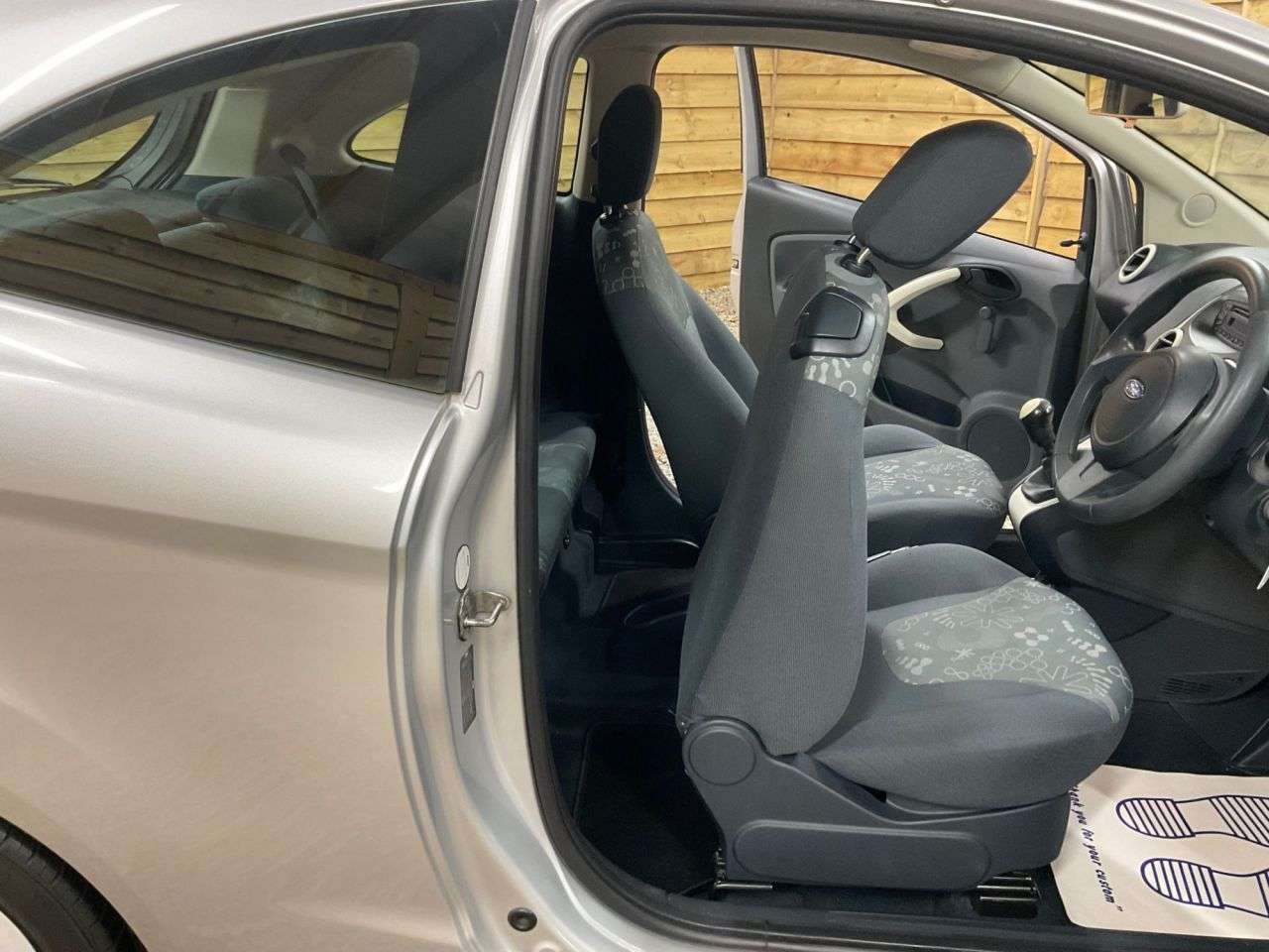 2013 FORD KA 2013 FORD KA